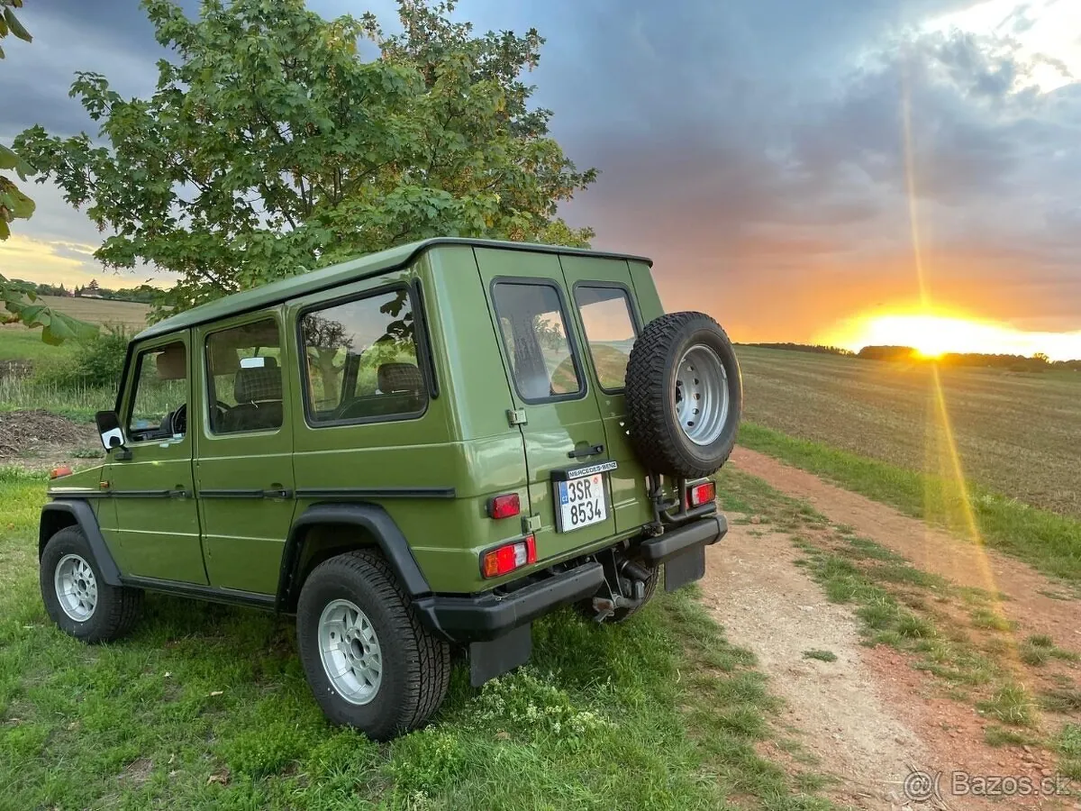 Mercedes-Benz 240Gd 1983 photo 3
