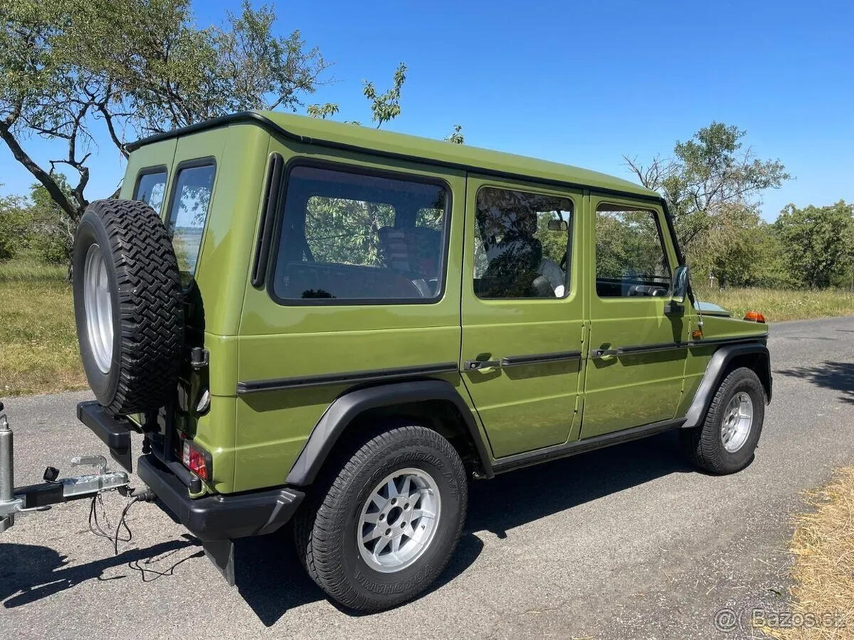 Mercedes-Benz 240Gd 1983 photo 4