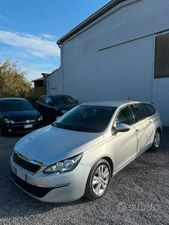 Peugeot 308 2014 photo 3