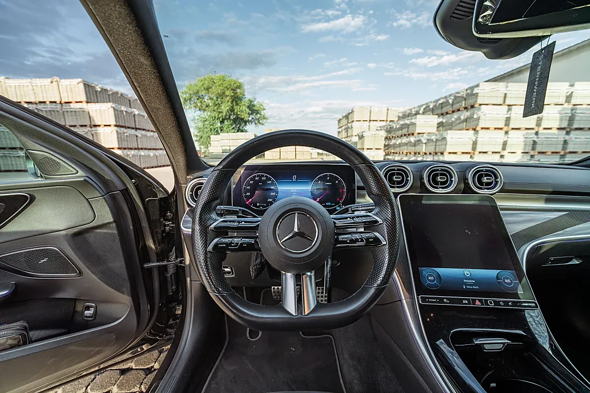 Mercedes-Benz C-Class 2021 photo 3