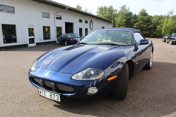 Jaguar Xkr 2004 photo 3