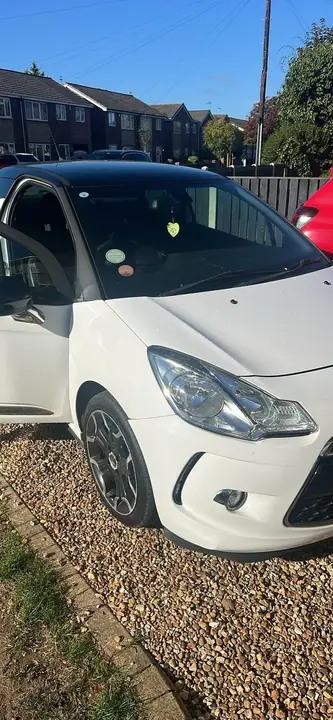 Citroen Ds3 2012 photo 2