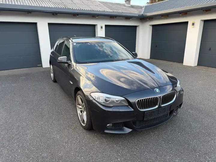 BMW 5 Series 2013 photo 3