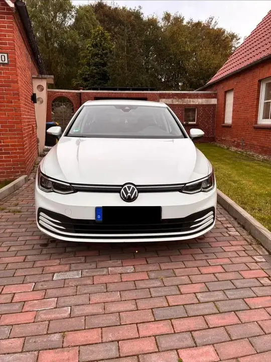 Volkswagen Golf 8