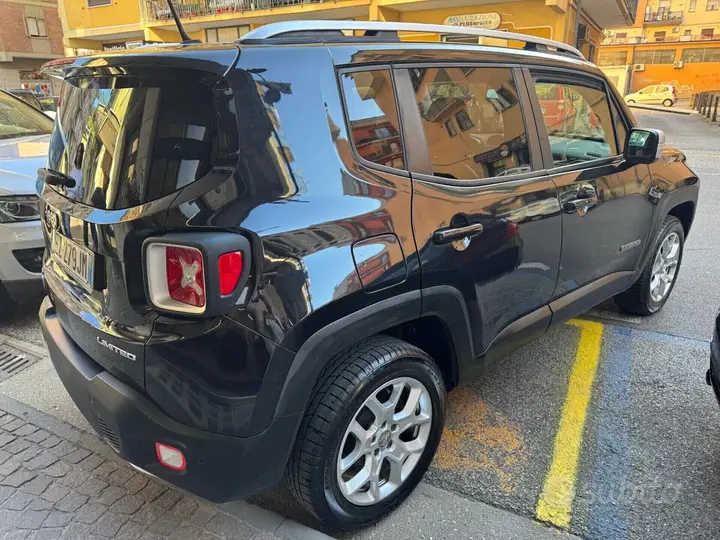 Jeep Renegade 2015 photo 4