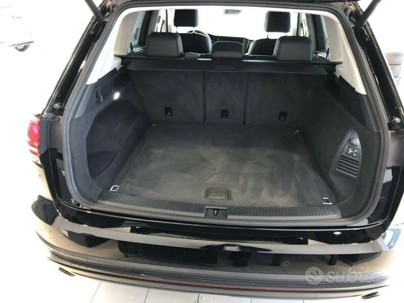 Volkswagen Touareg 2020 photo 5