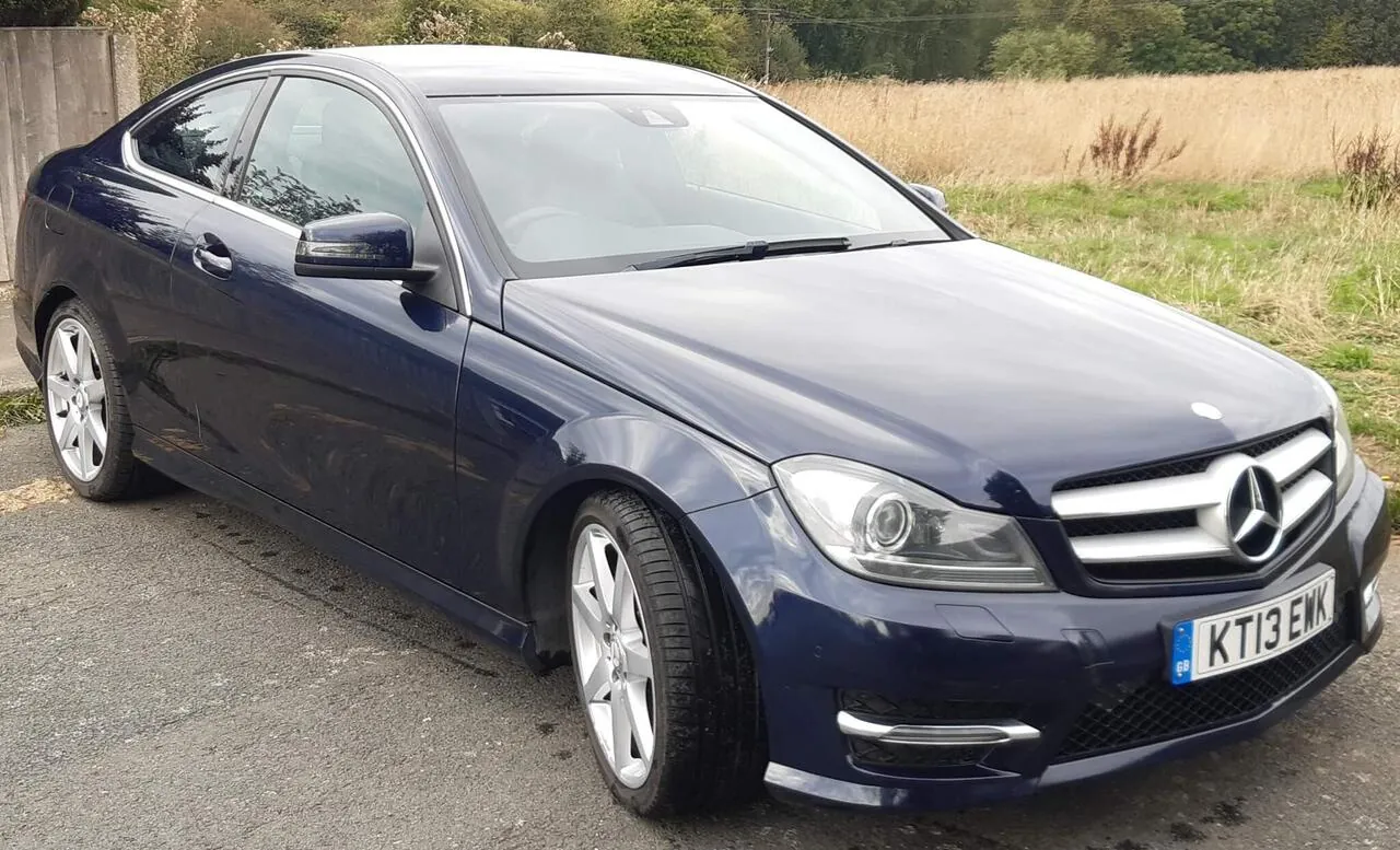 Mercedes-Benz C-Class 2013 photo 2