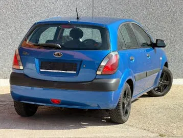Kia Rio 2009 photo 3