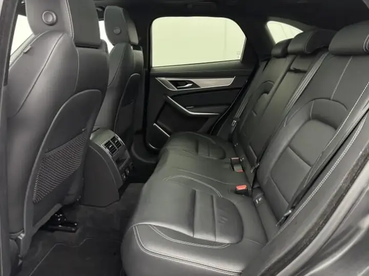 Jaguar F-Pace 2024 photo 5