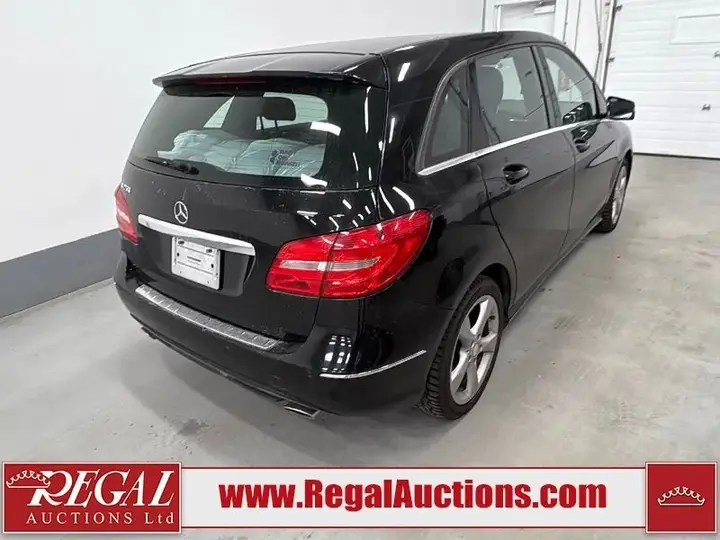 Mercedes-Benz B-Class 2013 photo 3