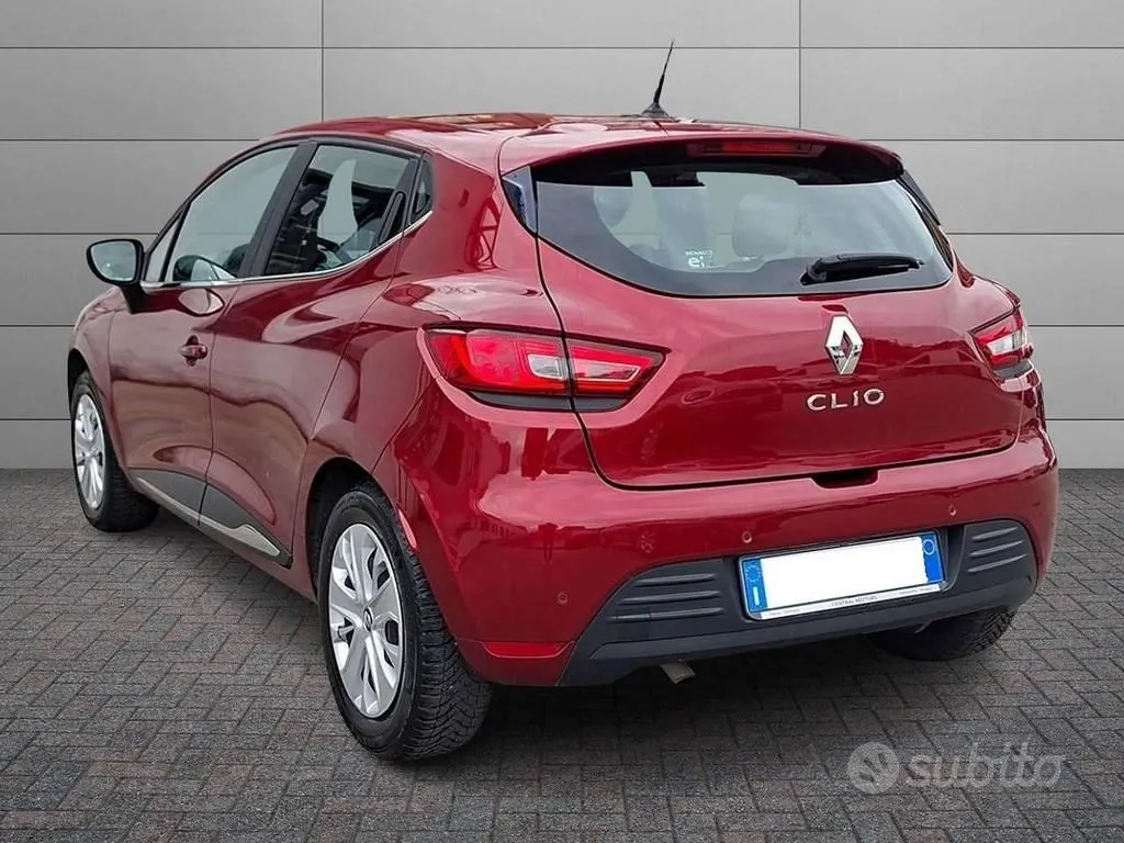 Renault Clio 2017 photo 2
