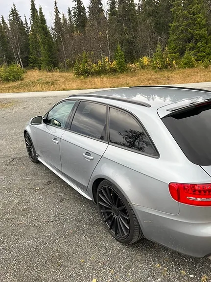 Audi A4 2010 photo 5