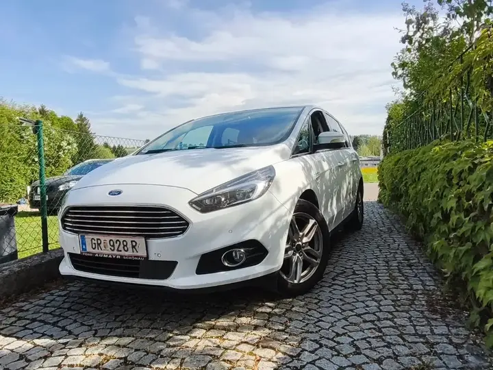 Ford S-Max