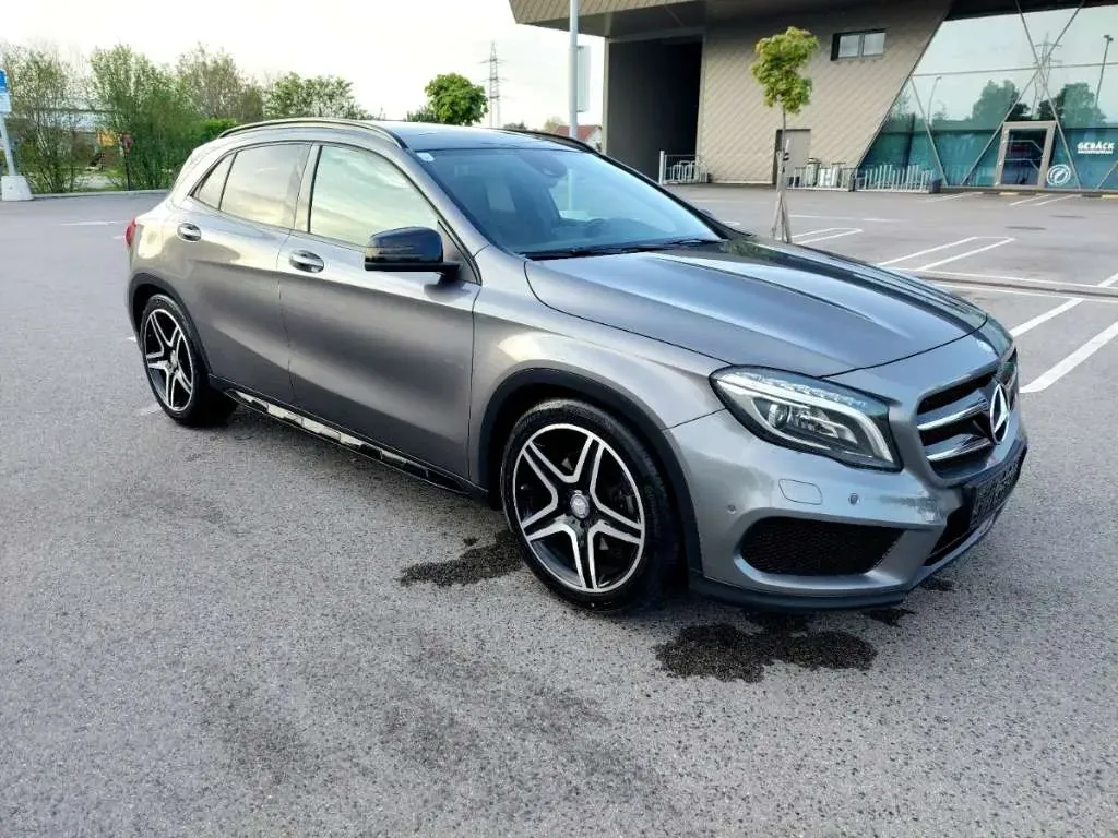 Mercedes-Benz Gla Class