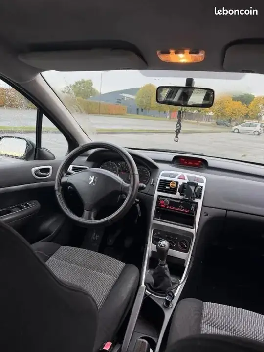 Peugeot 307 2005 photo 5