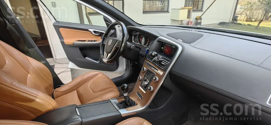 Volvo Xc 60 2015 photo 5