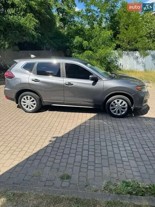 Nissan Rogue 2018 photo 3
