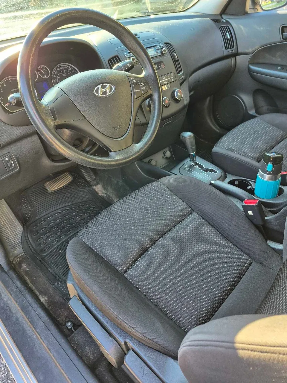 Hyundai Elantra 2010 photo 4