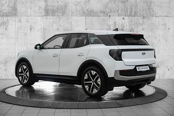 Ford Explorer 2025 photo 3