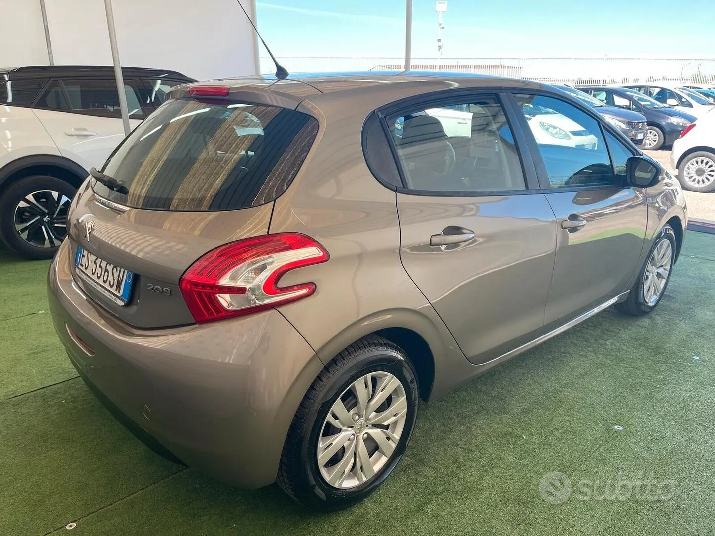 Peugeot 208 2013 photo 4