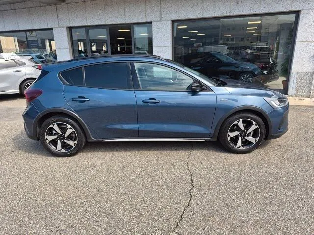 Ford Focus 2022 photo 4