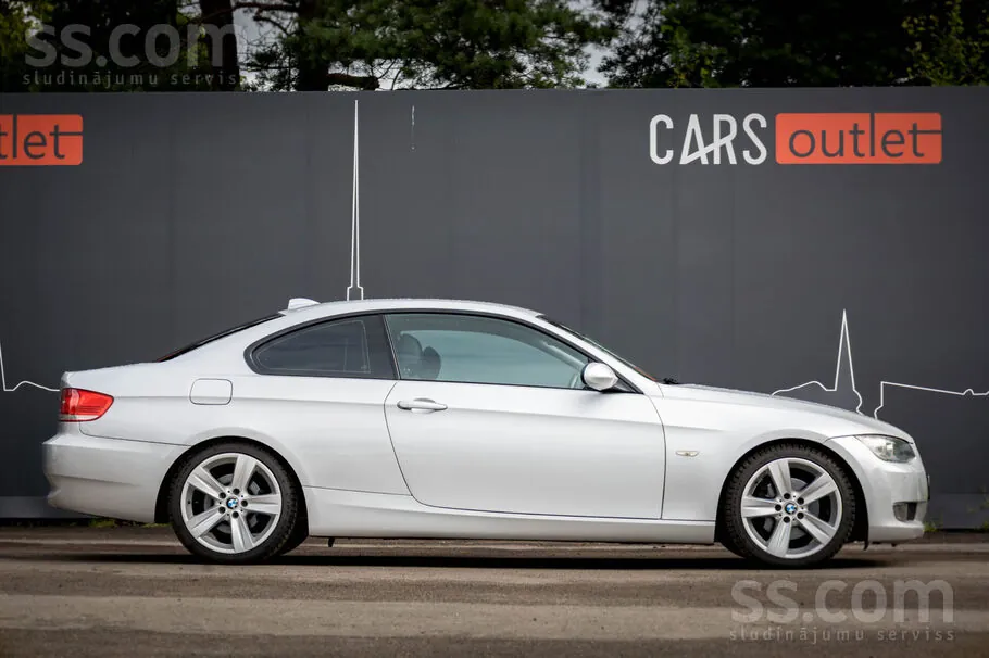 BMW 320 2008 photo 4