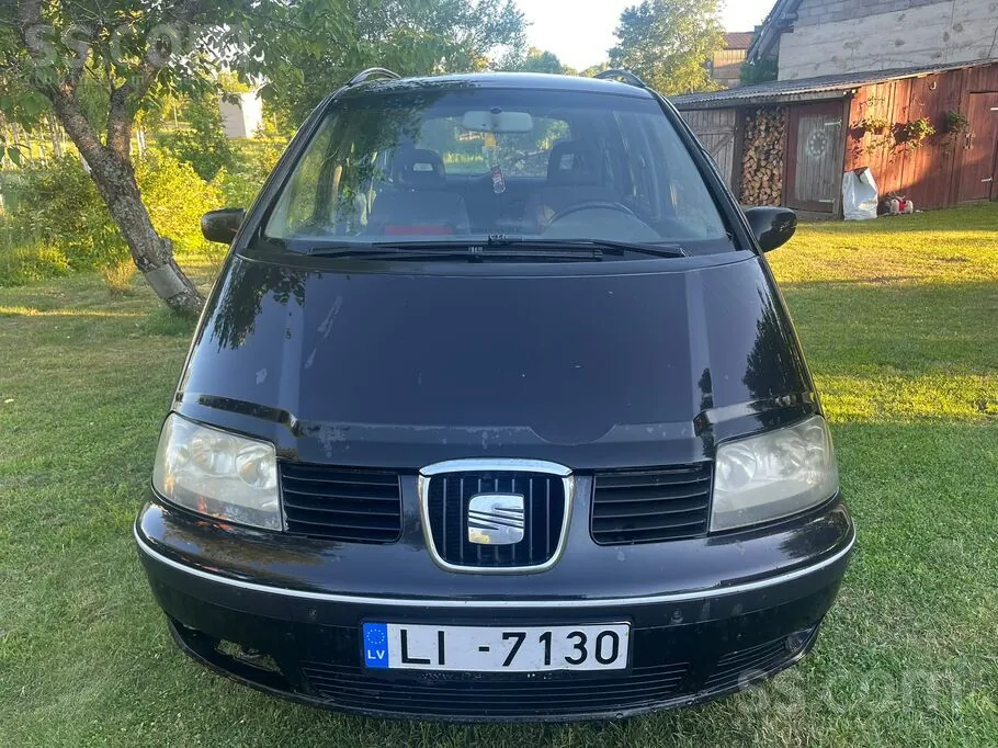 Seat Alhambra 2004 photo 3