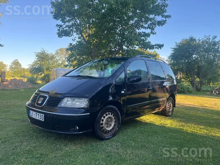 Seat Alhambra 2004 photo 4