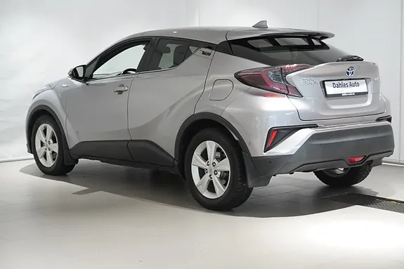 Toyota C-Hr 2018 photo 4