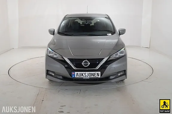 Nissan Leaf 2019 photo 2