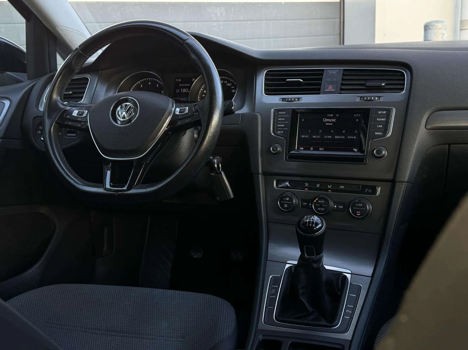 Volkswagen Golf 2013 photo 3