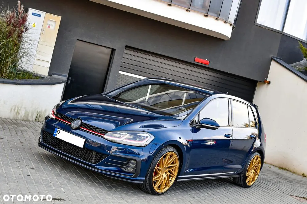 Volkswagen Golf 2017 photo 2