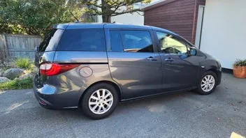 Mazda Premacy 2012 photo 3