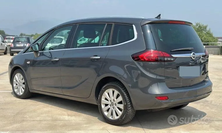 Opel Zafira 2013 photo 4
