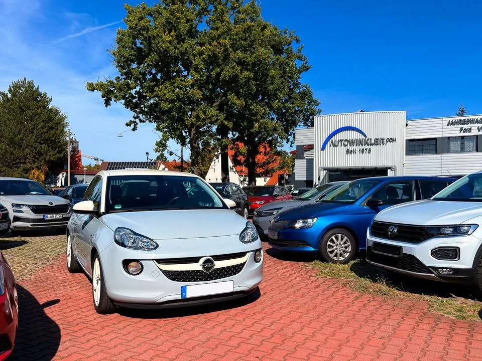 Opel Adam