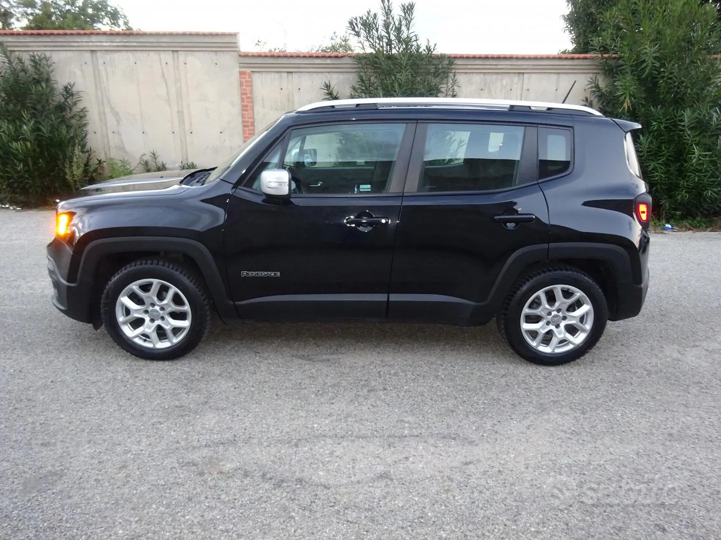 Jeep Renegade 2015 photo 5