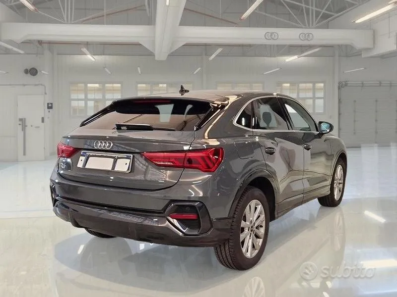 Audi Q3 2022 photo 4