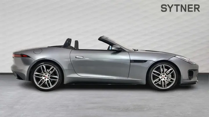Jaguar F-Type 2018 photo 5
