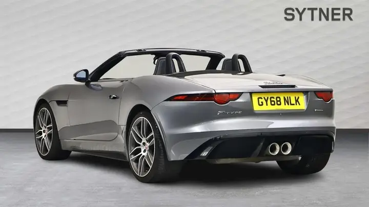 Jaguar F-Type 2018 photo 2