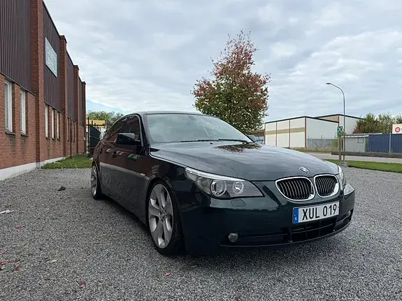 BMW 523I 2006 photo 2