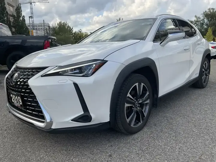 Lexus Ux 2019 photo 3