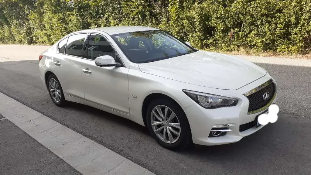 Infiniti Q50 2016 photo 2