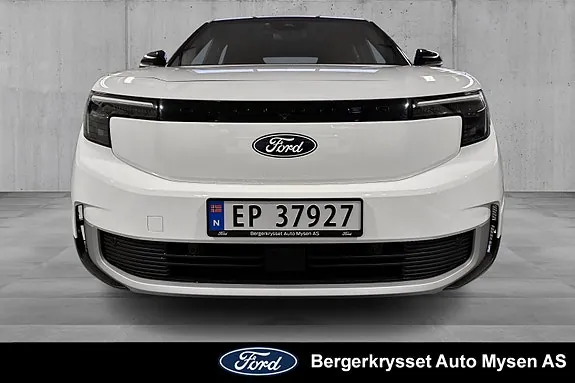 Ford Explorer 2025 photo 2