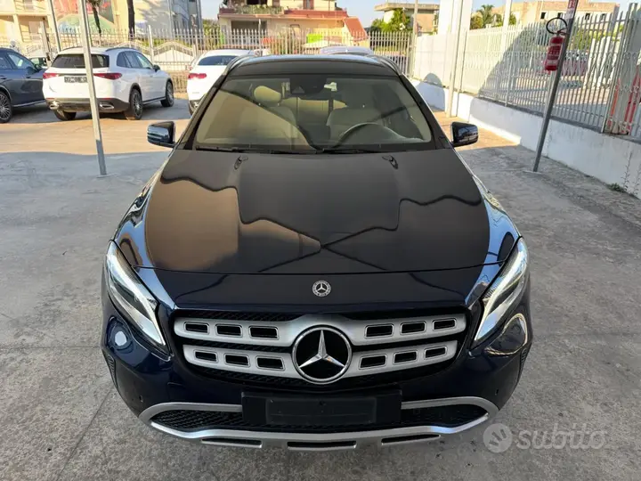 Mercedes-Benz Gla 2018 photo 2