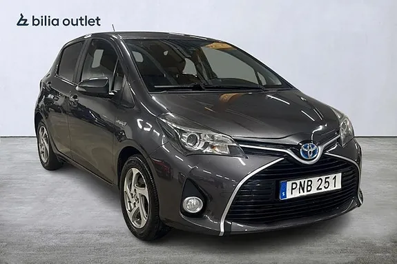 Toyota Yaris 2015 photo 2