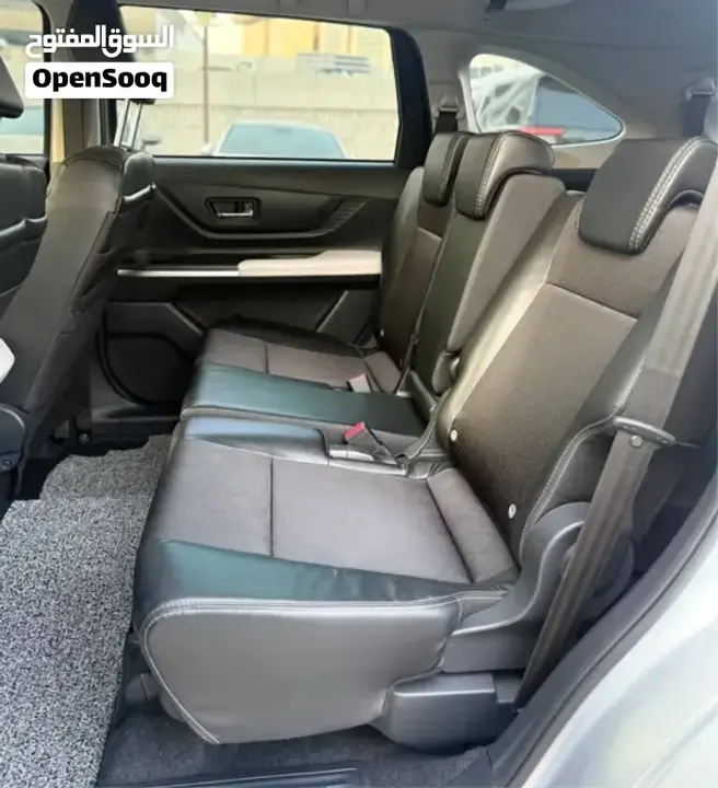 Toyota Veloz 2024 photo 3