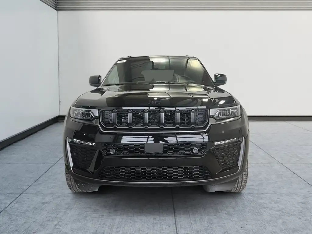 Jeep Grand Cherokee 2026 photo 2