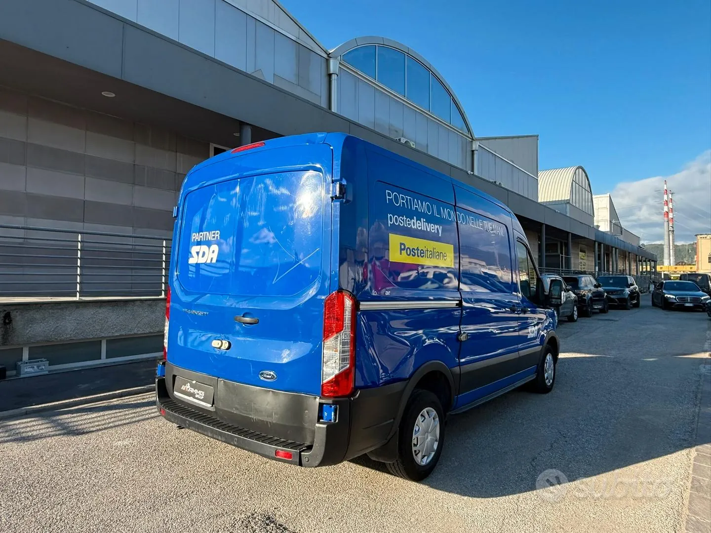 Ford Transit 2023 photo 4