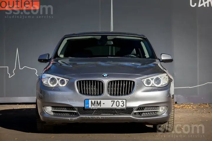BMW 530D 2010 photo 2