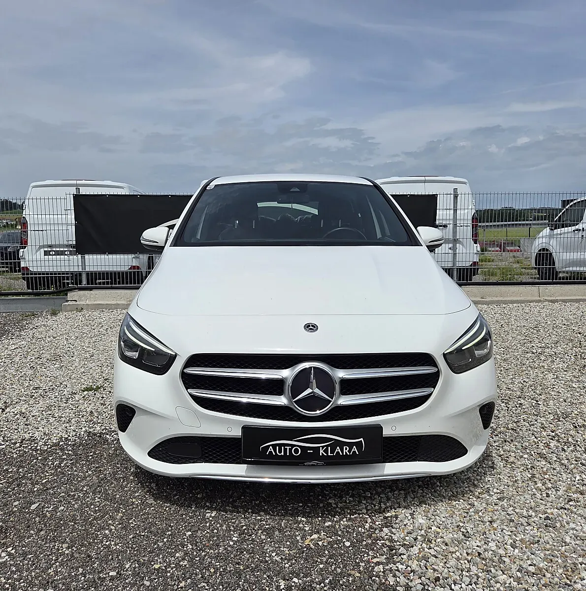 Mercedes-Benz B-Class 2019 photo 3